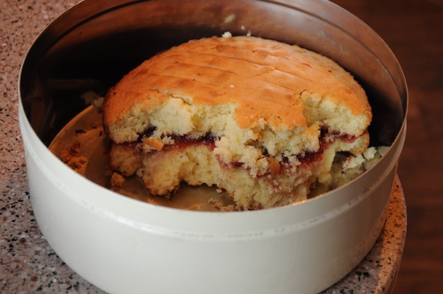 Victoria Sponge by a 12 year old