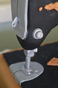 Vintage Sewing Machine Cake