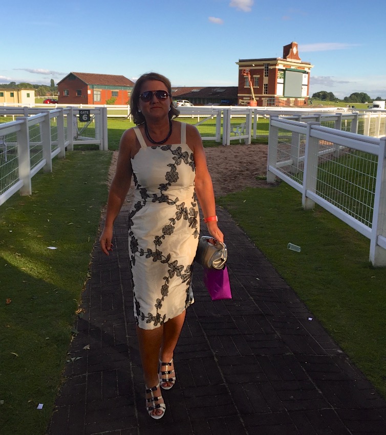 #BVSEWALONG #V9082 #Vogue9082 687