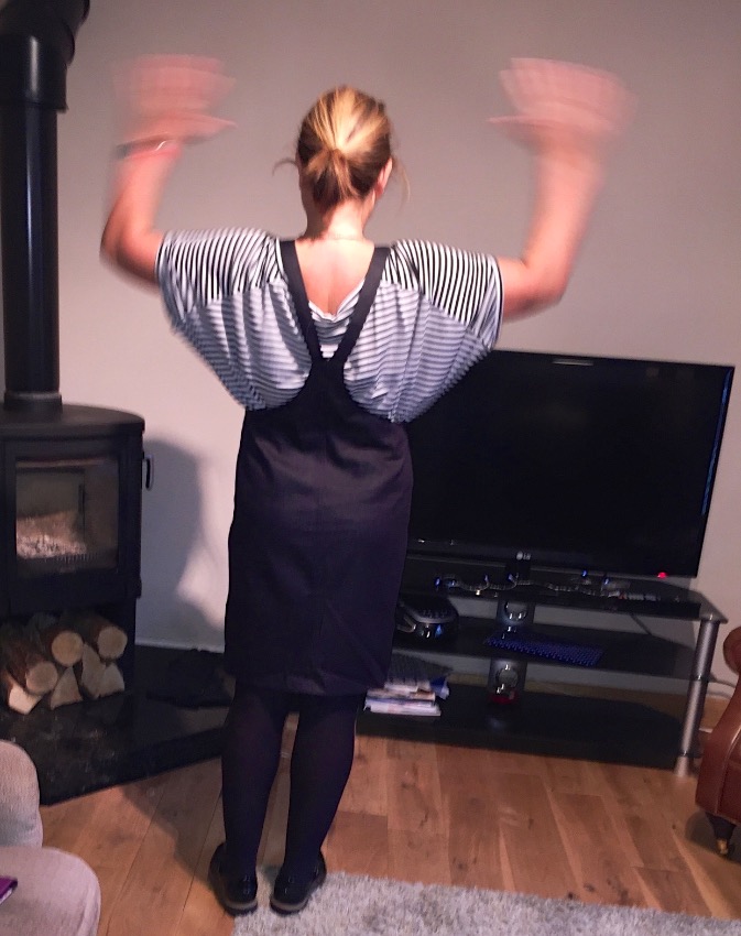 sewingcleo-tillyandthebuttons-pinaforedress-1214