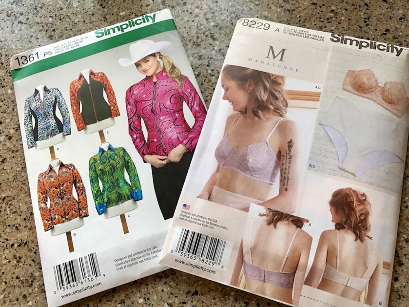 #sundaysevens #thimberlina #sewingblog 1343