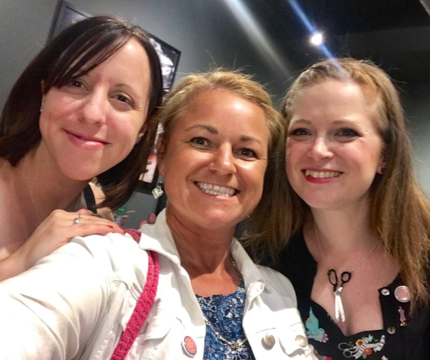 #sewupnorth #thimberlina #sewingmeetup #fabricshopping4