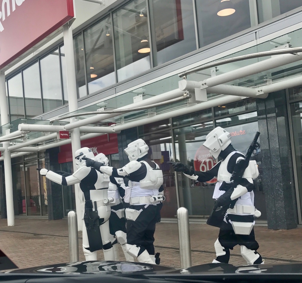 #sundaysevens #thimberlina #sewingblog 9